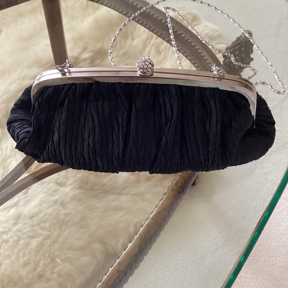 NWOT.  Versatile Clutch or Shoulder Evening Bag